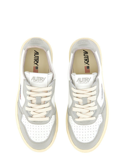 "MEDALIST LOW" SNEAKER
