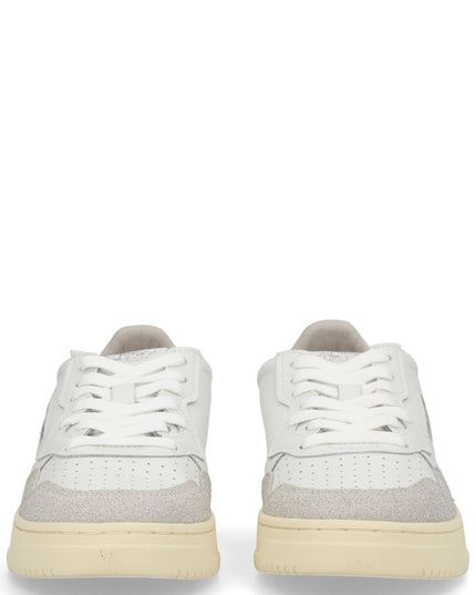 "MEDALIST LOW" SNEAKER