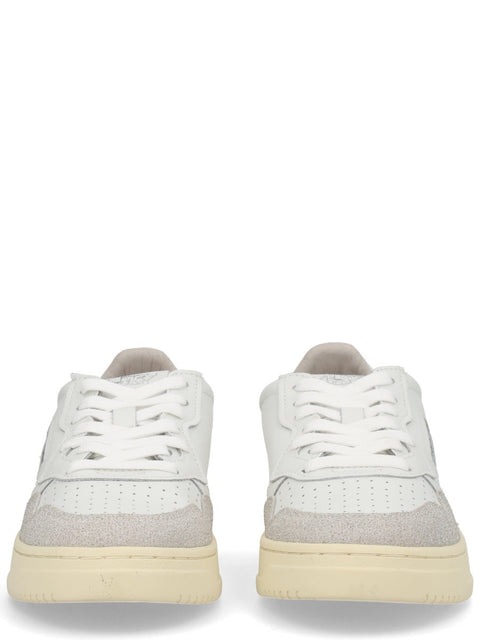 "MEDALIST LOW" SNEAKER