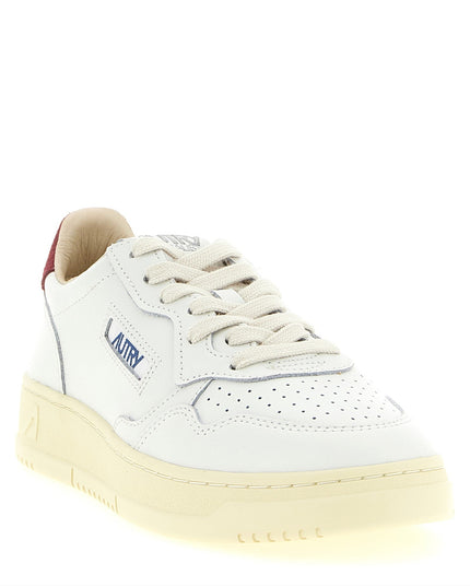 Autry | Medalist Low Sneaker | Weiss-Bordeaux | Herren
