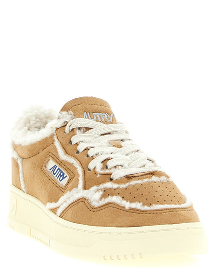 'Medalist Low' sneakers