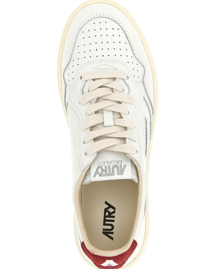 Autry | Medalist Low Sneaker | Weiss-Bordeaux | Herren
