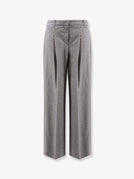 Light pastel grey / 36
