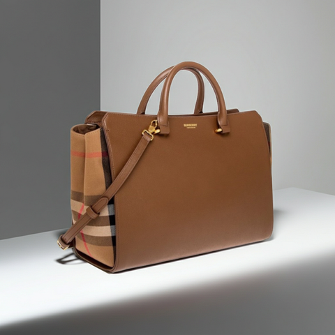 BURBERRY BANWELL MEDIUM LEATHER BAG