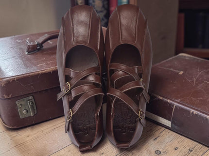 Obsession Kreuzband-Leder Ballerinas