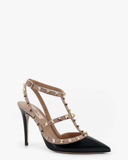 Rockstud patent leather pumps with iconic studs