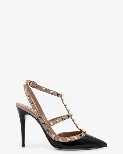 Rockstud patent leather pumps with iconic studs