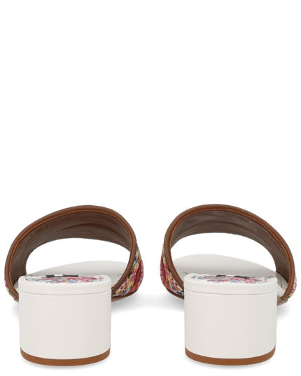 SANDAL WITH EMBROIDERY