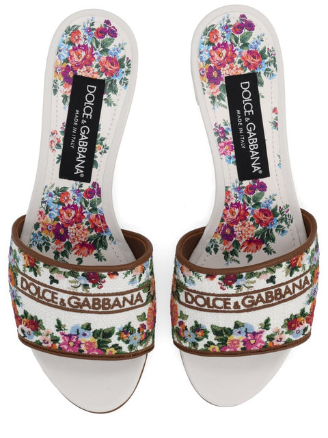 SANDAL WITH EMBROIDERY