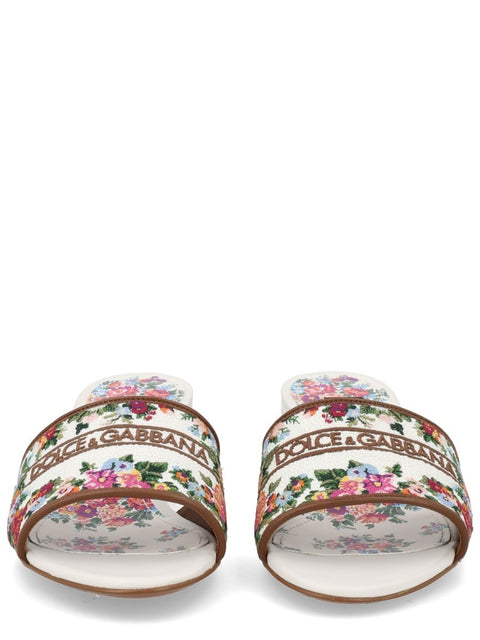 SANDAL WITH EMBROIDERY