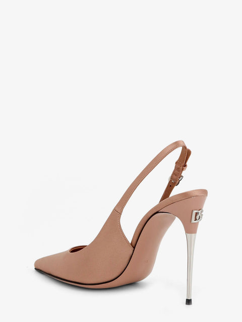 Satin pumps