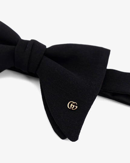 Silk bow tie