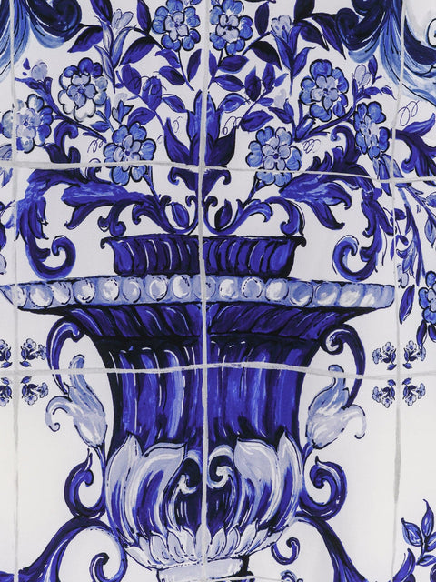 Silk top with Maiolica print