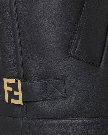 Sleeveless sheepskin jacket