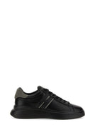 Black / 8½