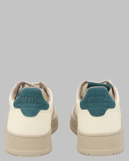 SNEAKER "MEDALIST LOW"