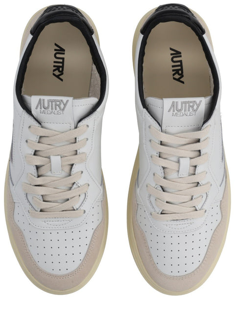SNEAKER "MEDALIST LOW"