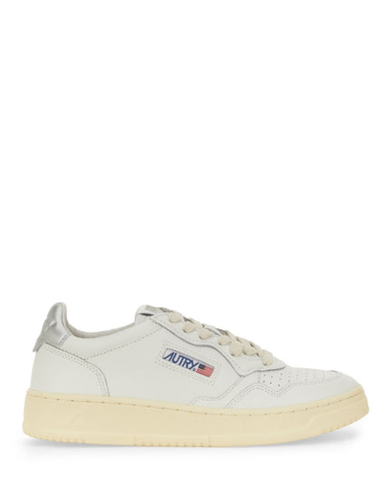 SNEAKER "MEDALIST LOW"