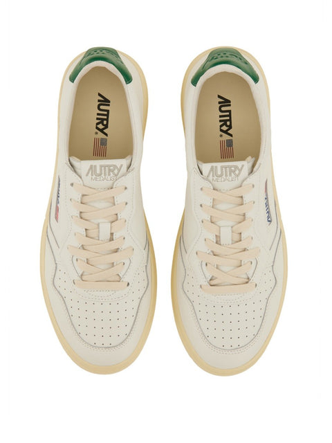 SNEAKER MEDALIST LOW