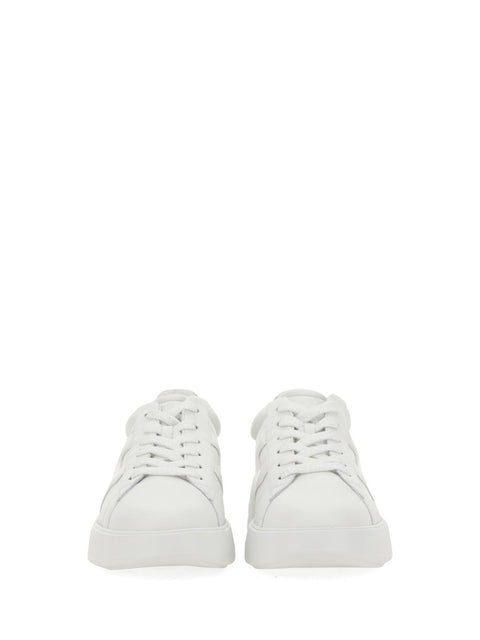 SNEAKER REBEL