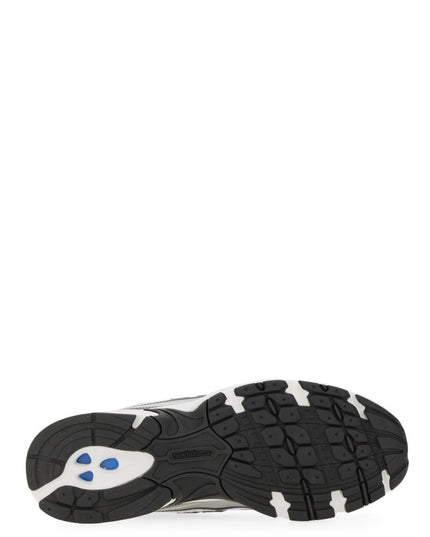 SNEAKER "U740"