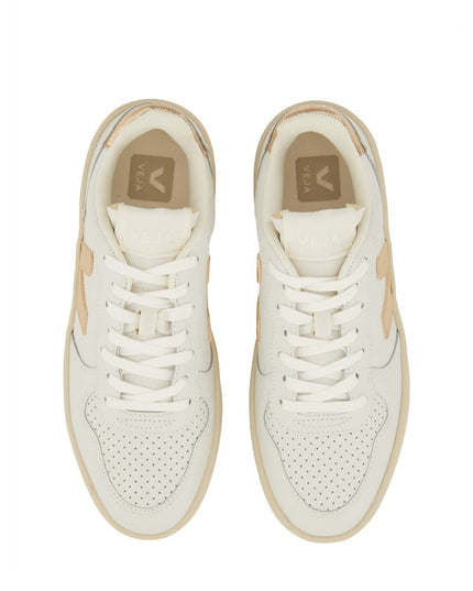 SNEAKER "V-10"