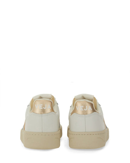 SNEAKER "V-10"