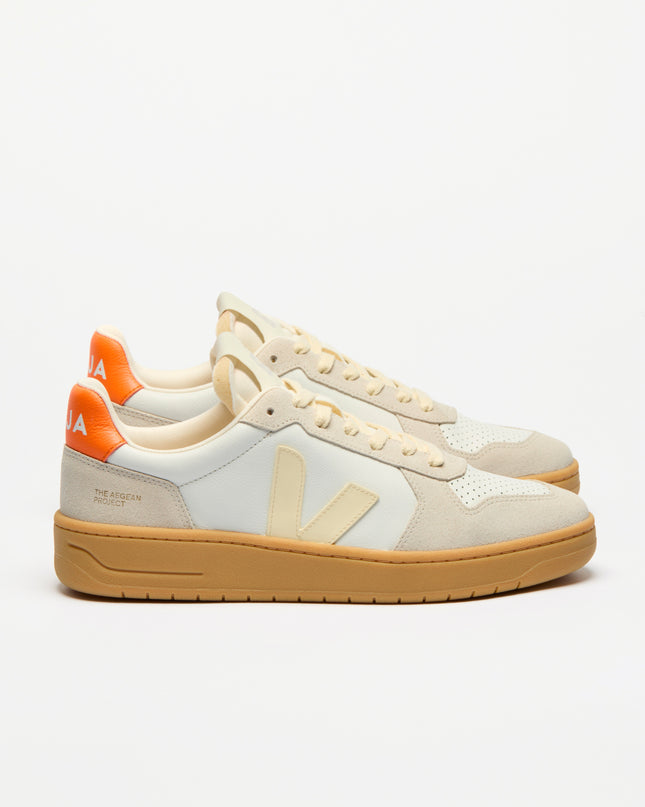 Veja | V-82 Sneakers | Beige | Damen
