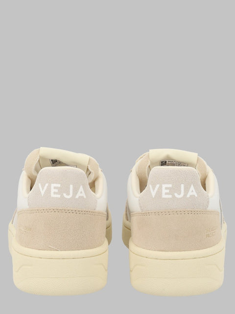 SNEAKER "V-82"