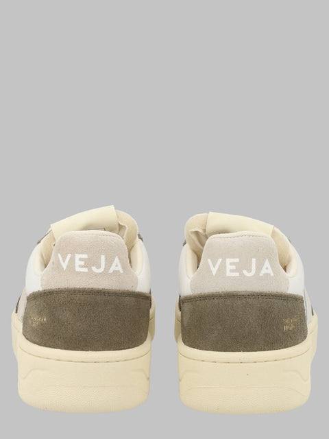 SNEAKER "V-82"