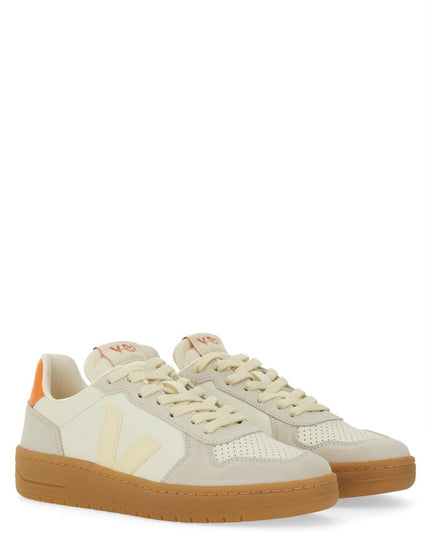 SNEAKER "V-82"