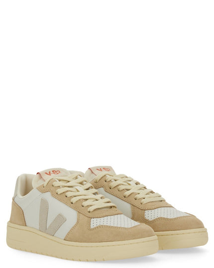 SNEAKER "V-82"