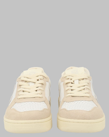 SNEAKER "V-82"