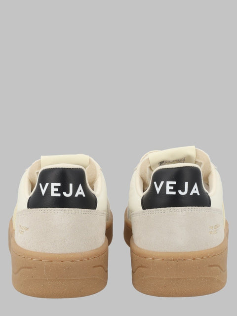 SNEAKER "V-82"