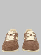 Brown / 38
