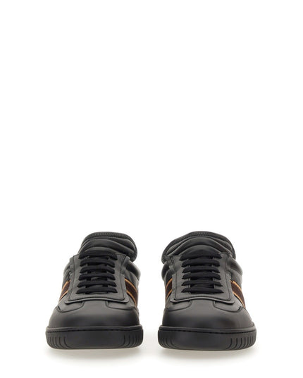 SNEAKER WITH LOGO