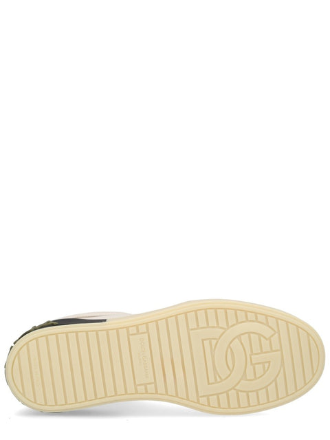 SNEAKER WITH LOGO
