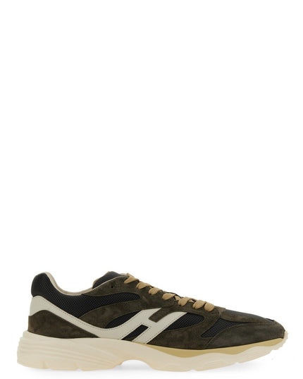 SNEAKER WITH LOGO