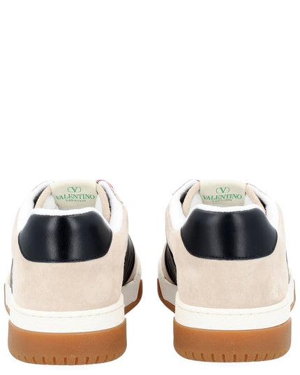 SNEAKER WITH LOGO