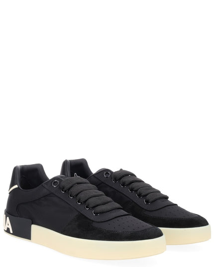 SNEAKER WITH LOGO