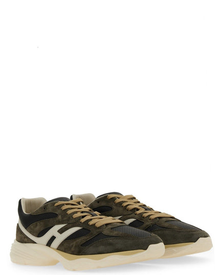 SNEAKER WITH LOGO