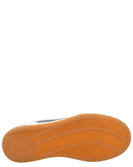 SNEAKER WITH LOGO