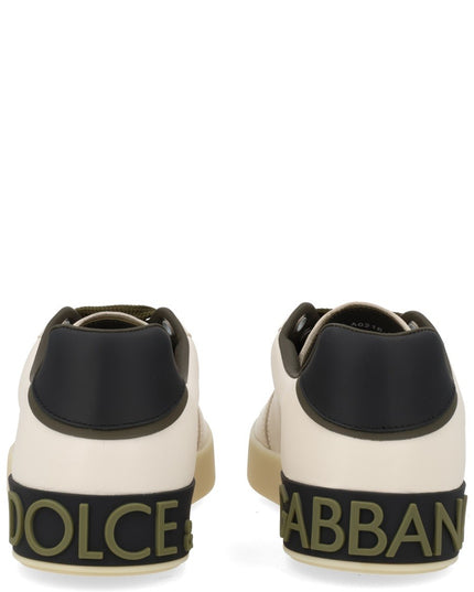 SNEAKER WITH LOGO