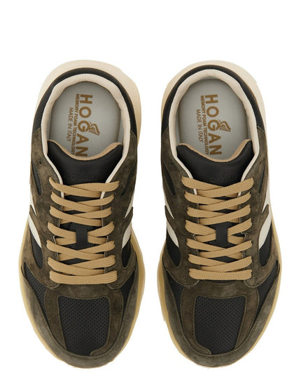 SNEAKER WITH LOGO