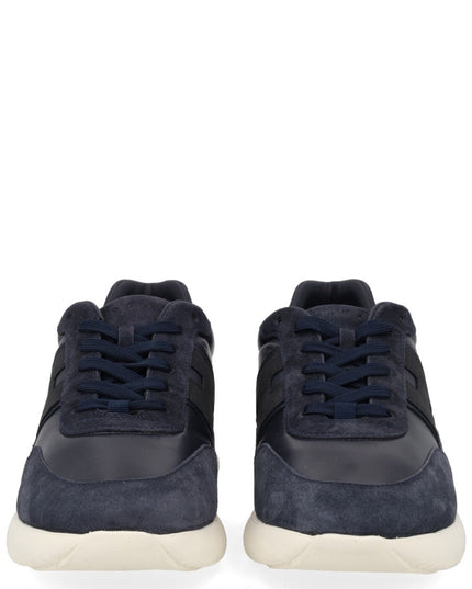 SUEDE SNEAKER