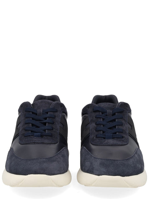 SUEDE SNEAKER