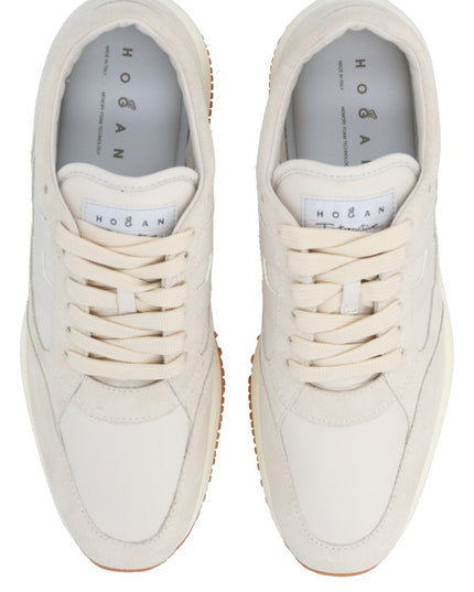 SUEDE SNEAKER