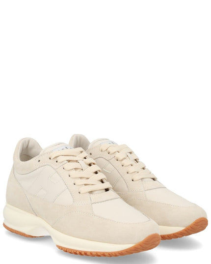 SUEDE SNEAKER