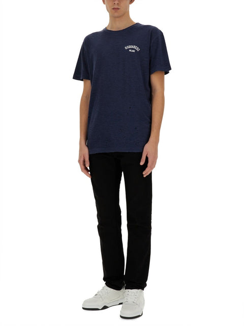 T-SHIRT WITH LOGO