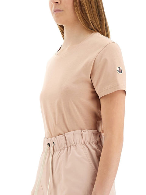 T-SHIRT WITH LOGO